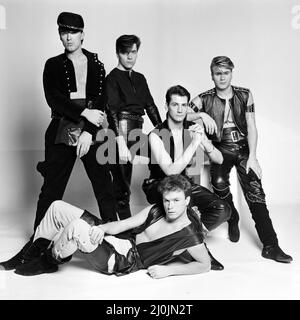 Gruppo pop Spandau Ballet. I membri della band sono Gary Kemp, Steve Norman, John Keeble, Martin Kemp e Tony Hadley. 10th dicembre 1981. Foto Stock