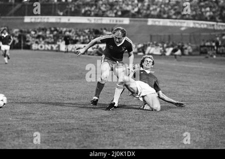 AZ Alkmaar / Ipswich Town in azione durante la partita a 2nd fasi della finale della Coppa UEFA allo Stadio Olimpico di Amsterdam, maggio 1981. Punteggio finale: AZ Alkmaar 4-2 Ipswich Città Ipswich Città con UEFA Cup 5-4 su aggregato. Foto Stock