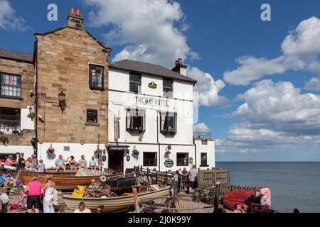 ROBIN HOOD BAY, NORTH YORKSHIRE, Regno Unito - AGOSTO 22 : Vista del Bay Hotel in Robin Hood's Bay, North Yorkshire il 22 Agosto 2010 Foto Stock