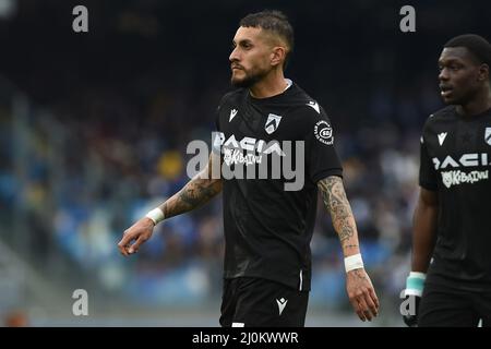 Roberto Pereyra di Udinese Calcio durante la Serie A match tra SSC Napoli e Udinese Calcio allo Stadio Diego Armando Maradona Napoli Italia il 19 marzo 2022. (Foto Franco Romano) Foto Stock