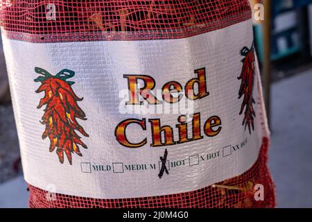 Chimayo Red Chiles in vendita su Potrero Trading Post Foto Stock