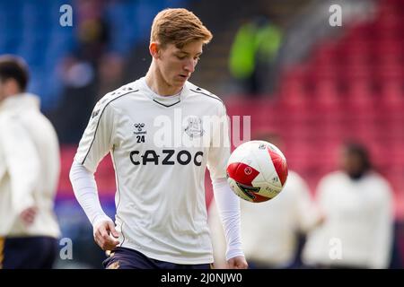 LONDRA, REGNO UNITO. MAR 20th Anthony Gordon of Everton si riscalda durante la partita di fa Cup tra Crystal Palace ed Everton FC a Selhurst Park, Londra domenica 20th marzo 2022. (Credit: Federico Maranesi | MI News) Credit: MI News & Sport /Alamy Live News Foto Stock