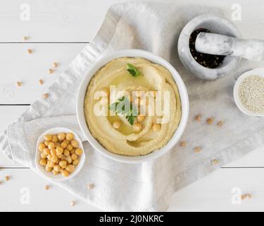 Vista dall'alto, delizioso concetto di humus. Alta qualità e risoluzione bellissimo concetto di foto Foto Stock