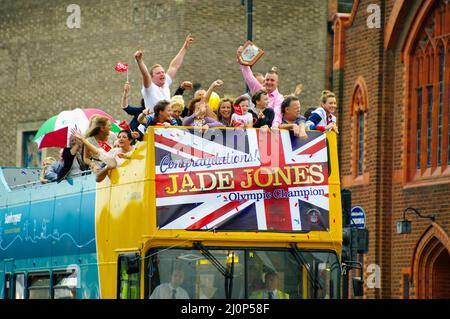 Celebrazione del 2012 vincitore olimpico di taekwondo Gold Jade Jones OBE a Flint, Galles del Nord Foto Stock