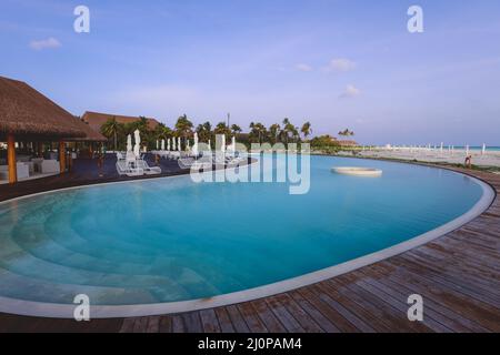 Luxury Seaside View to the Maldivian Ocean Villas in the heart of Indian Ocean, Maldive Foto Stock