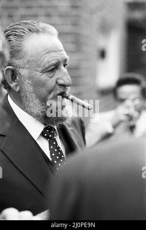 Ramon Castro, fratello del famoso Fidel Castro (che all'epoca era presidente di Cuba). Ramon è raffigurato, in occasione di un ricevimento presso l'Ambasciata di Cuba. 8 Luglio 1984 Foto Stock