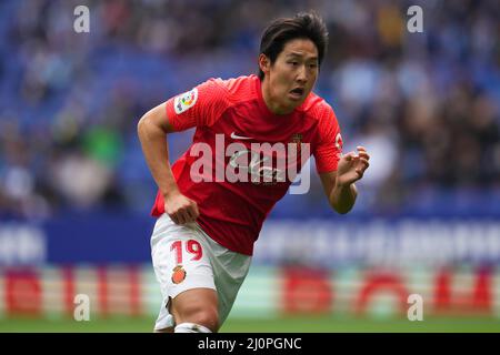 Barcellona, Spagna. 20th Mar 2022. Kang-in Lee di RCD Mallorca durante la partita la Liga tra RCD Espanyol e RCD Mallorca disputata allo Stadio RCDE il 20 marzo 2022 a Barcellona, Spagna. (Foto di PRESSINPHOTO) Credit: PRESSINPHOTO AGENZIA SPORTIVA/Alamy Live News Foto Stock