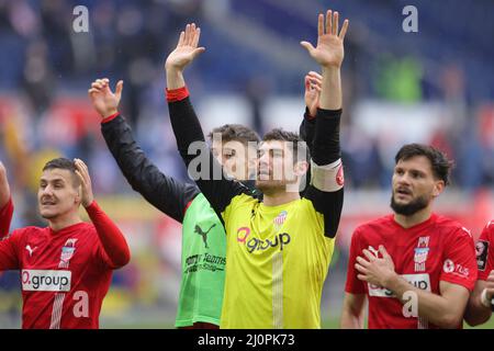 Duisburg, Germania. 20th Mar, 2022. Primo: 03/20/2022 Fuvublall, football, 3rd Bundesliga, stagione 2021/2022, MSV Duisburg - FSV Zwickau 0:1 Schluvujubel, Johannes Brinkies Credit: dpa/Alamy Live News Foto Stock