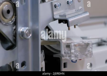 Meccanismo di apertura e chiusura della porta dell'ascensore all'esposizione Foto Stock