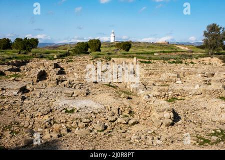 Faro di Paphos situato all'interno del Parco Archeologico di Paphos, Cipro, un sito patrimonio mondiale dell'UNESCO. Foto Stock