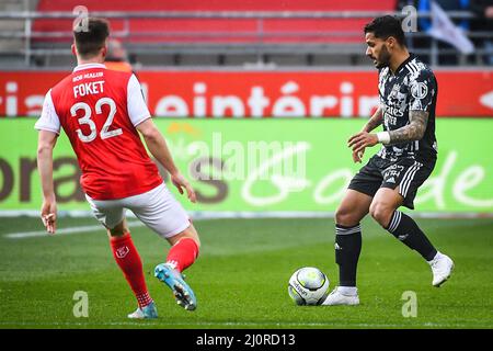 HENRIQUE di Lione durante il campionato francese Ligue 1 partita di calcio tra Stade de Reims e Olympique Lyonnais il 20 marzo 2022 allo stadio Auguste Delaune di Reims, Francia - Foto: Matthieu Mirville/DPPI/LiveMedia Foto Stock