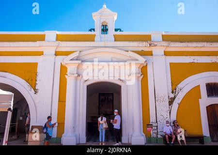 Turisti a Castillo San Felipe del Morro, San Juan, Porto Rico Foto Stock