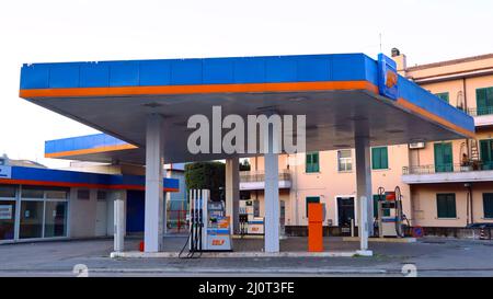 Stazione di gas IP. IP è un marchio italiano di Gruppo API Foto Stock