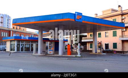 Stazione di gas IP. IP è un marchio italiano di Gruppo API Foto Stock