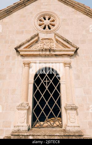 Muro della Chiesa di nostra Signora del Rosario in Perast. Montenegro Foto Stock