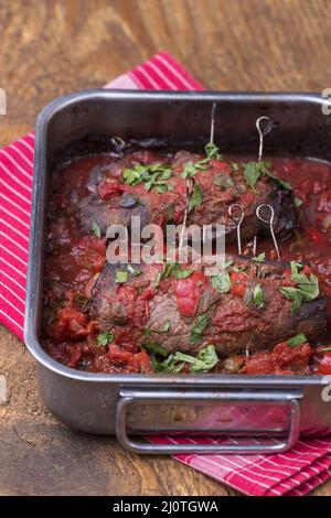 Involtini di carne tedeschi in primo piano Foto Stock