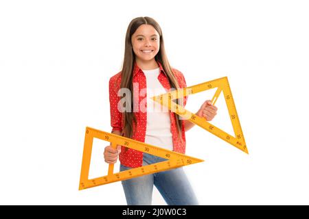 felice bambino tenere triangolo regolo studio algebra a scuola isolato su bianco, di nuovo a scuola Foto Stock