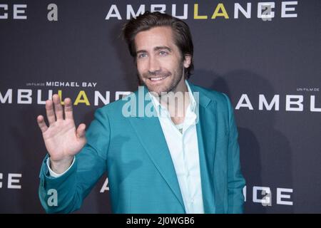 Parigi, Francia. 20th Mar 2022. Jake Gyllenhaal partecipa alla prima di Parigi di Ambulance al Cinema UGC Normandie di Parigi, Francia, il 20 marzo 2022. Foto di Aurore Marechal/ABACAPRESS.COM Credit: Abaca Press/Alamy Live News Foto Stock