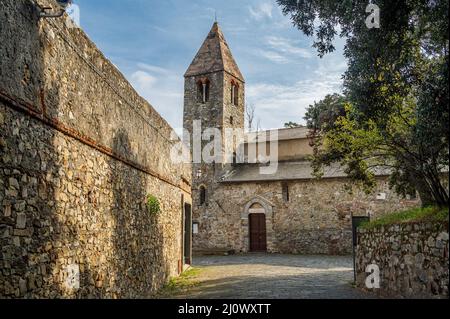 Chiesa di pietra a Sestri Levante Foto Stock