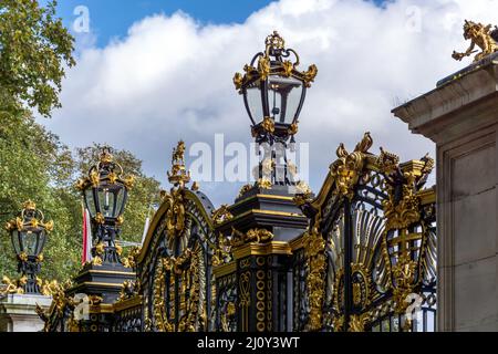 LONDRA - NOVEMBRE 3 : Canada Gate in Green Park a Londra il 3 Novembre 2013 Foto Stock