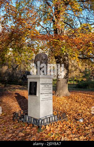 Busto di Rabindranath Tagore di Shenda Amery - Gordon Square, Bloomsbury, Londra, Regno Unito Foto Stock