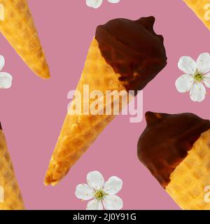 Ripetizione senza giunture. Gelato waffle corno in glassa al cioccolato. Foto Stock
