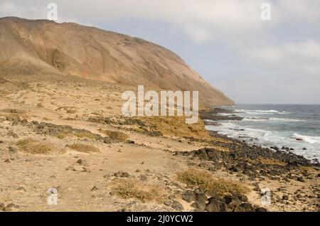 Costa orientale dell'isolotto del Montana Clara. Riserva naturale integrale di Los Islotes. Isole Canarie. Spagna. Foto Stock