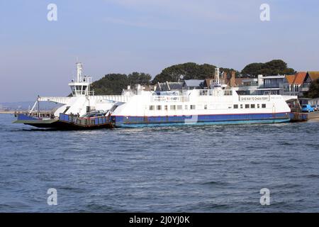 Sandbanks traghetto da Sandbanks a Shell Bay Terminal appartenente alla Bournemouth - Swanage Motor Road e Ferry Company Foto Stock