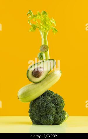 Disposizione deliziosi frutti freschi vegetariani. Foto di alta qualità Foto Stock