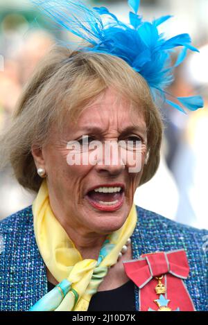 Londra, Regno Unito. 21st Mar, 2022. Servizio memoriale per Dame vera Lynn presso l'Abbazia di Westminster. Ospiti: Dame Esther Rantzen Credit: Phil Robinson/Alamy Live News Foto Stock