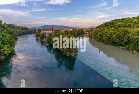 Confluenza dei fiumi Rodano e Arve, Ginevra, Svizzera, HDR Foto Stock