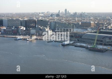 Vista aerea dalla piattaforma di osservazione della Torre di Amsterdam, conosciuta anche come il Lookout. Foto Stock