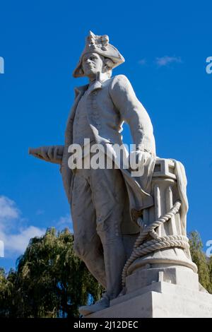 Statua del capitano James Cook RN, eseguita da William Trethewey, uno scultore di Christchurch. Foto Stock