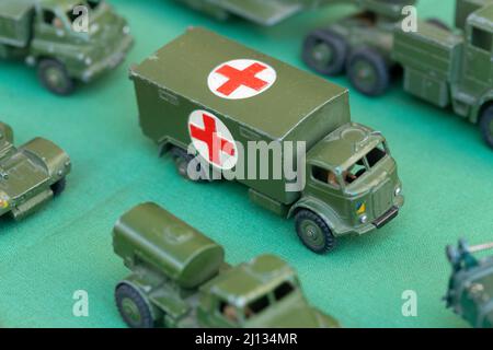 Veicoli militari vintage in miniatura Foto Stock