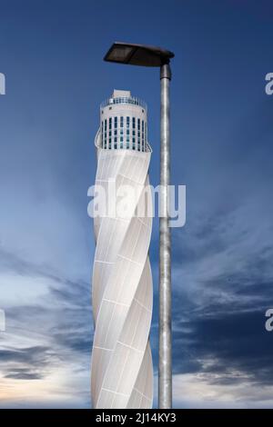 ROTTWEIL, GERMANIA - 2022: ThyssenKrupp Tower a Rottweil. Torre di prova elevatore TK Foto Stock