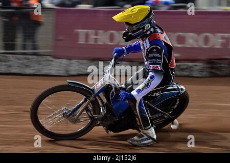 MANCHESTER, REGNO UNITO. MAR 21st.Matej Zagar durante il Peter Craven Memorial Trophy al National Speedway Stadium di Manchester lunedì 21st marzo 2022. (Credit: Eddie Garvey | MI News) Credit: MI News & Sport /Alamy Live News Foto Stock