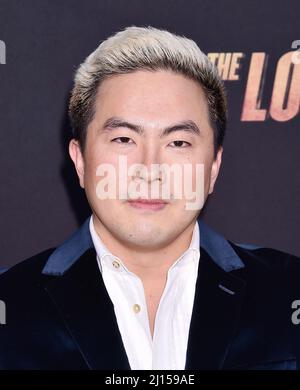 Los Angeles, CA. 21st Mar 2022. Bowen Yang partecipa alla prima di Los Angeles di Paramount Pictures 'The Lost City' al Regency Village Theatre il 21 marzo 2022 a Los Angeles, California. Credit: Jeffrey Mayer/JTM Photos/Media Punch/Alamy Live News Foto Stock