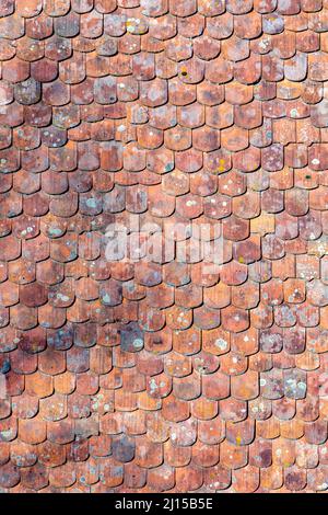 tegole rosse tradizionali come sfondo armonico Foto Stock