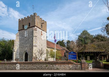 St Martin's Church nel villaggio di East Horsley, Surrey, Inghilterra, Regno Unito Foto Stock