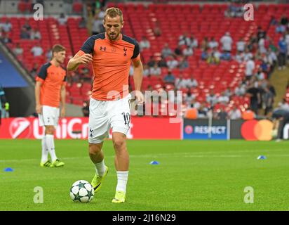 MANCHESTER, INGHILTERRA - 14 SETTEMBRE 2016: Harry Kane di Tottenham raffigurato prima della partita UEFA Champions League Group e tra Tottenham Hotspur e MONACO allo stadio di Wembley. Copyright: Cosmin Iftode/Picstaff Foto Stock
