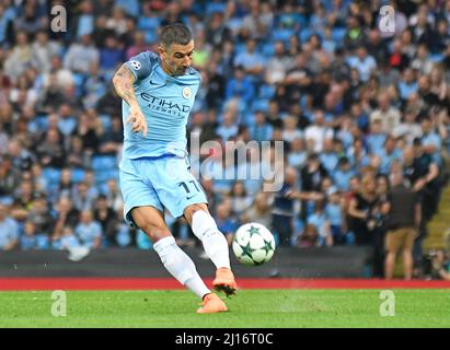 MANCHESTER, INGHILTERRA - 24 AGOSTO 2016: Aleksandar Kolarov of City raffigurato durante la seconda tappa del legame UEFA Champions League 2016/17 tra Manchester City (Engalnd) e FCSB (Romania) all'Etihad Stadium. Copyright: Cosmin Iftode/Picstaff Foto Stock