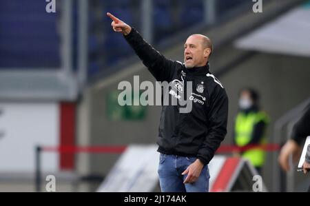 Duisburg, Germania. 20th Mar, 2022. Primo : 03/20/2022 Fuvuball, football, 3.Bundesliga, stagione 2021/2022, MSV Duisburg - FSV Zwickau 0:1 Coach: Joe Enochs Credit: dpa/Alamy Live News Foto Stock