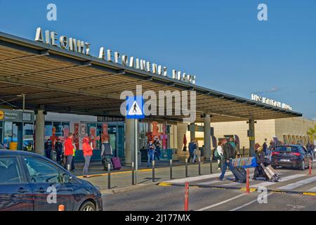 L'esterno dell'aeroporto di Paphos parte a Cipro ovest. Foto Stock