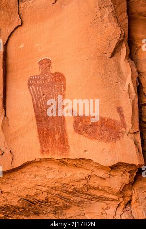 Il Moqui Queen è un antico pannello di arte rupestre, dipinto in stile Barrier Canyon in un canyon dello Utah meridionale. Ha più di 2000 anni. Foto Stock