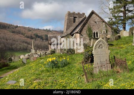 St Martin's Church in Spring, Cwmyoy, Monmouthshire, Galles, Regno Unito, Europa Foto Stock