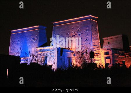 Tempio di Filaeilluminato di notte Foto Stock