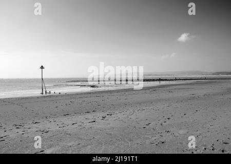 Marchio di navigazione sulla spiaggia di Exmouth Foto Stock