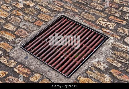 Acqua di scarico sul quadrato, Ouro Preto, Brasile Foto Stock