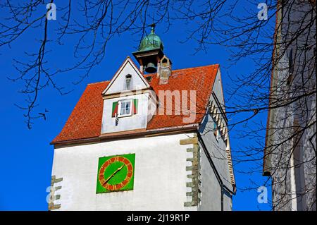 Guglia con orologio e campana, torre del cancello d'acqua dal 1365 o 1657, oggi museo, Isny, Allgaeu, Baviera, Germania, Isny, Allgaeu, Baviera, Germania Foto Stock