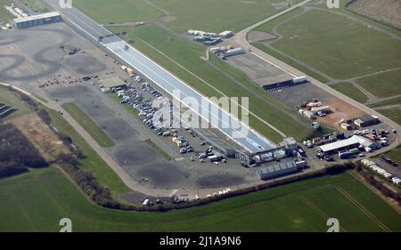 Vista aerea dell'autodromo di Santa Pod, un circuito drag Cars vicino a Wellingborough, Northamptonshire Foto Stock